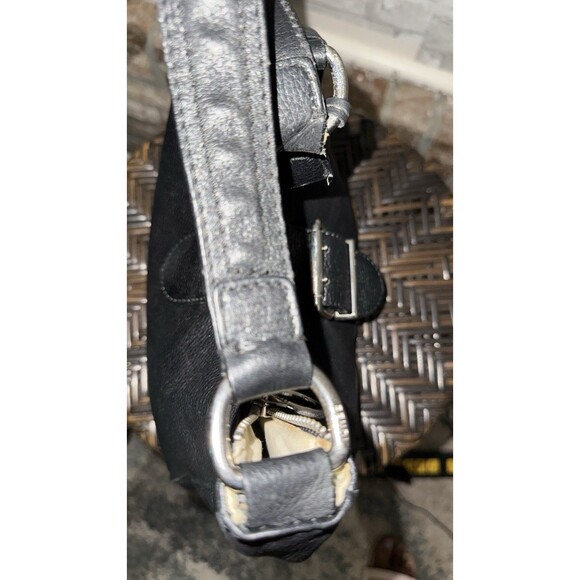 Fendi Hobo Shoulder Bag Authentic - Picture 7 of 9